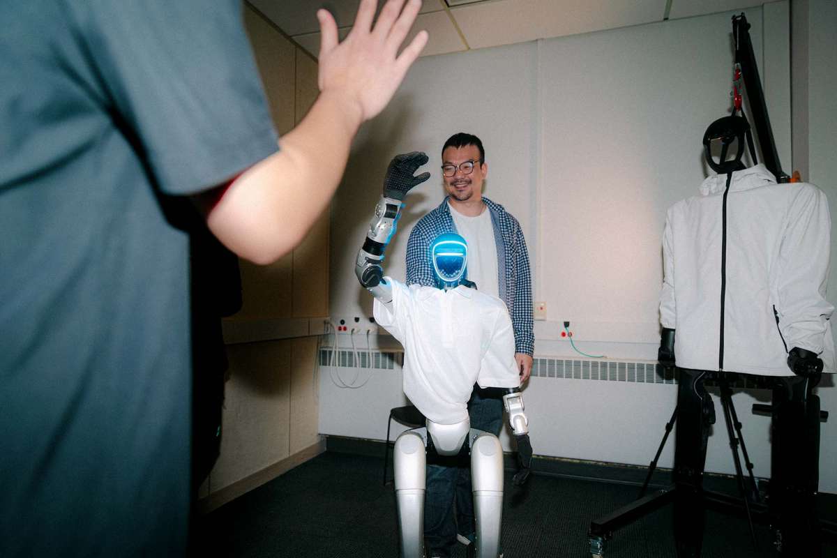 Article: Robots that are cool AND safe
